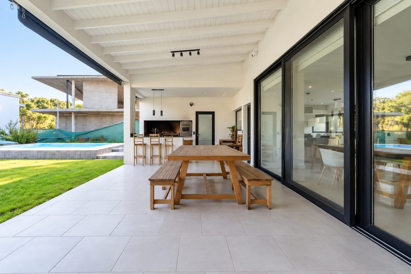 VENTA CASA EN PINAMAR BARRIO ALAMOS