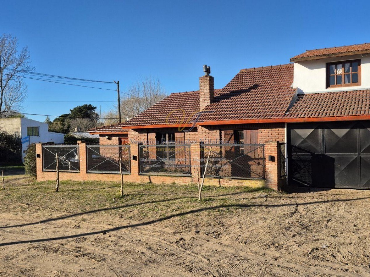 VENTA CASA MAR DE AJO 5 AMB. mas Depto Independiente a 7 Cuadras del Mar