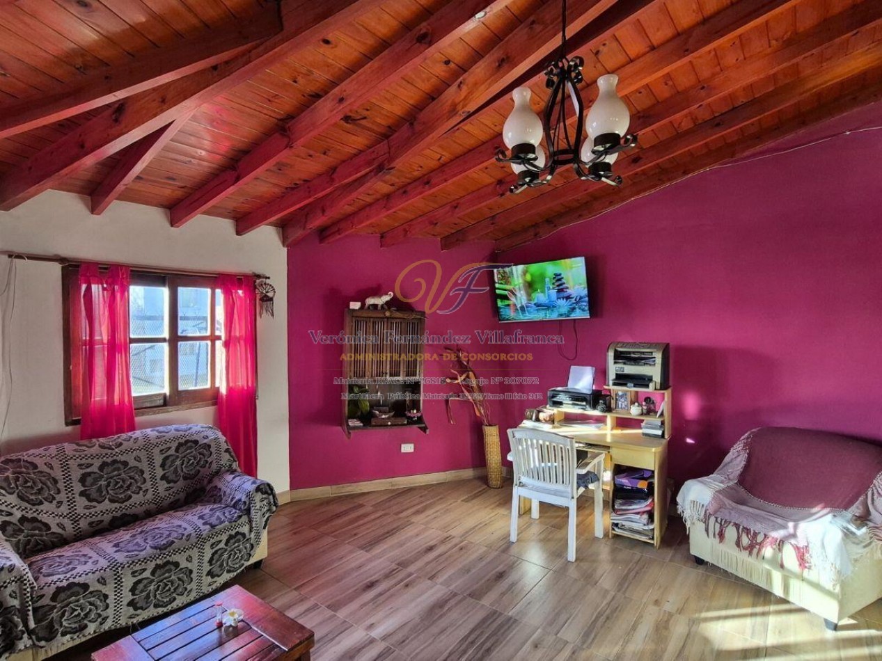 VENTA CASA MAR DE AJO 5 AMB. mas Depto Independiente a 7 Cuadras del Mar