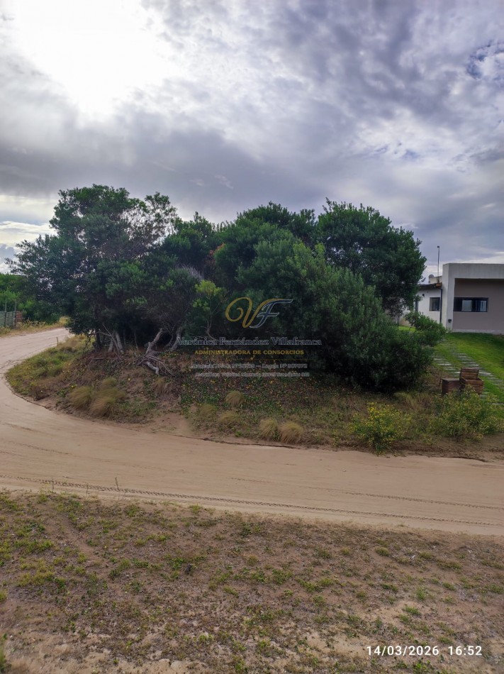 LOTE COSTA ESMERALDA SENDEROS 4 LOTE 361 ESQUINA ARBOLADA