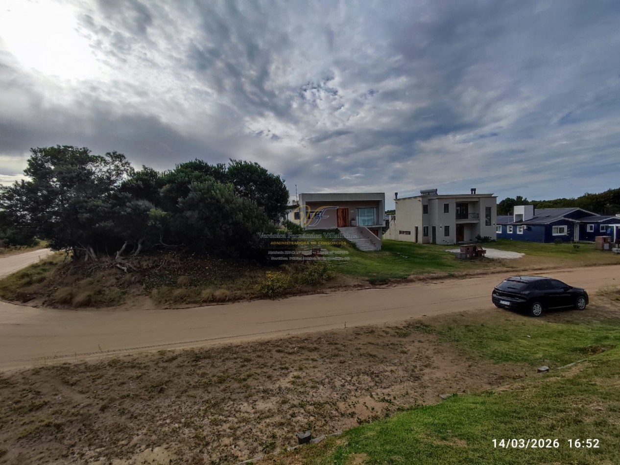 LOTE COSTA ESMERALDA SENDEROS 4 LOTE 361 ESQUINA ARBOLADA